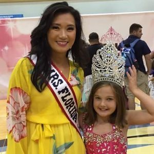 Meet your Posher, Evelyn